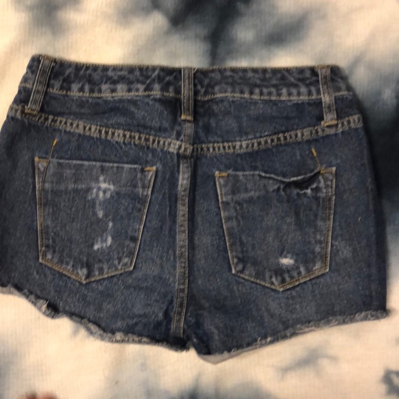 Mossimo Distressed Denim Shorts Size 2/26 - Picture 5 of 5